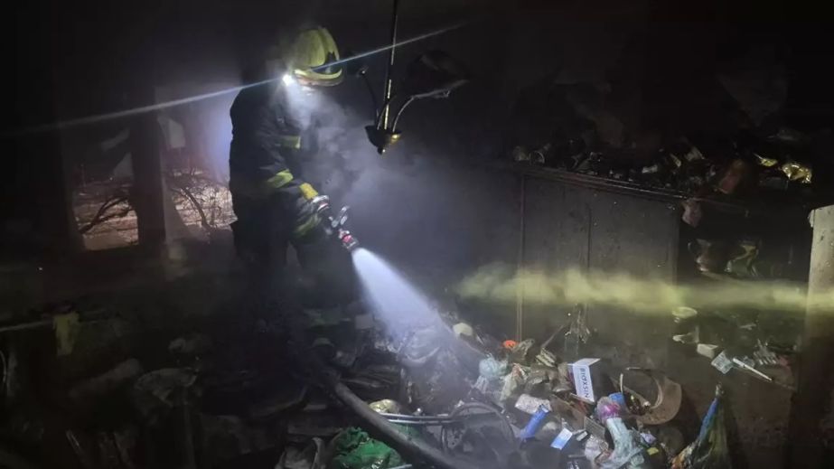 Жінка згоріла у власній квартирі у Дніпрі (ФОТО)