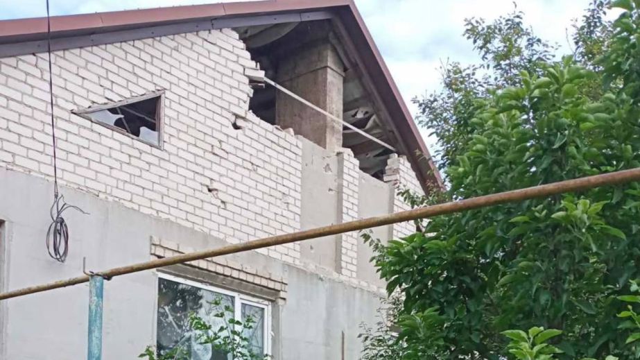 Росіяни вдарили КАБами по Синельниківщині &ndash; семеро людей дістали поранень (ФОТО)