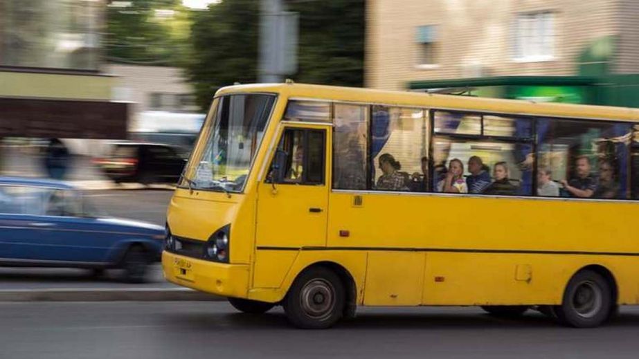 У Дніпрі водій 32 маршрутки відмовився везти школяра (ВІДЕО)