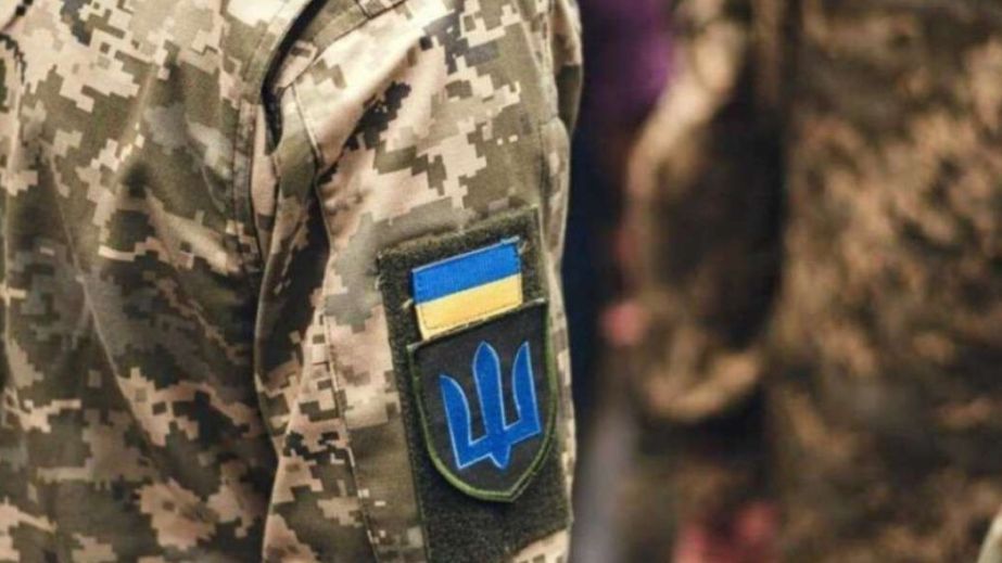 У Дніпрі вандали понівечили зображення загиблого воїна (ФОТО)