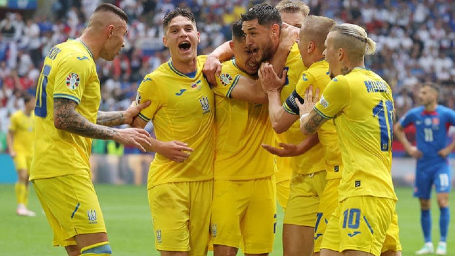 Сборная Украины выиграла у команды Словакии во втором матче ЕВРО-2024