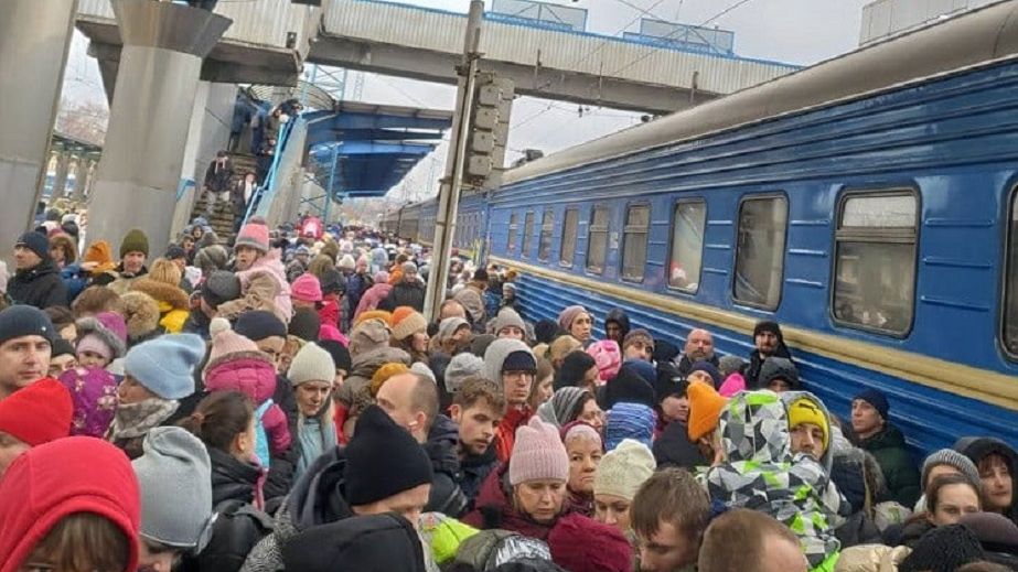 Залізничний вокзал у Дніпрі відновив роботу