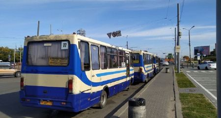 В Днепре один автобусный и два троллейбусных маршрута 24 апреля будут работать иначе