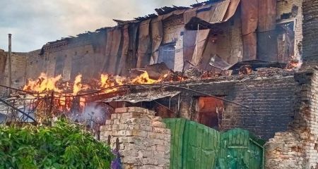 Более полусотни ударов: в полиции показали последствия обстрелов Никопольщины за минувшие сутки (ФОТО)