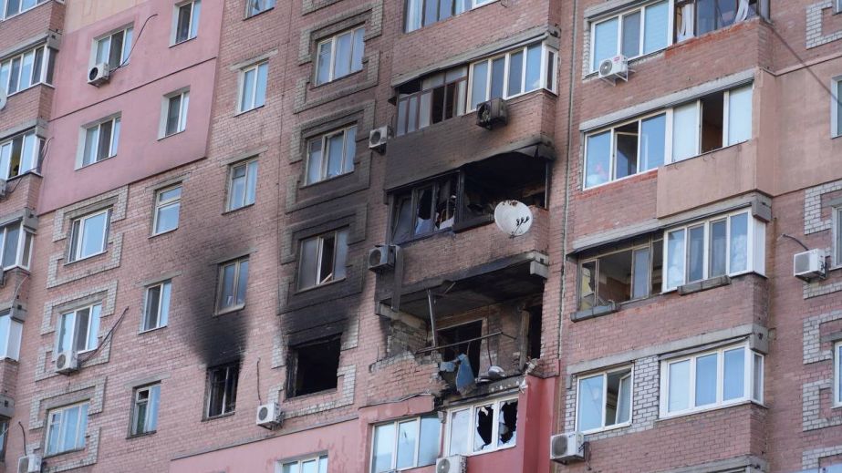 Двоє загиблих та 10 поранених: наслідки нічних атак росіян на Дніпро та область (ФОТО)