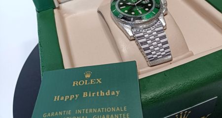 Сладкий Rolex: в Днепре приготовили торт в виде элитных часов (ФОТО, ВИДЕО)