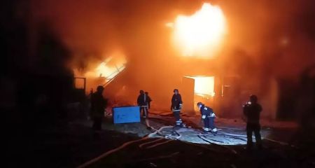 Рятувальники показали наслідки дронової атаки на Дніпропетровщині (ФОТО)