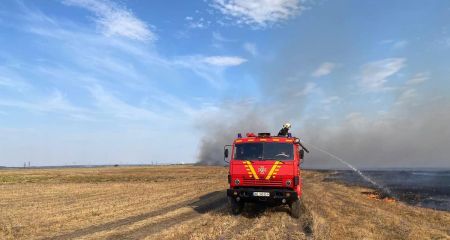 За сутки пожарные потушили более 140 пожаров на Днепропетровщине