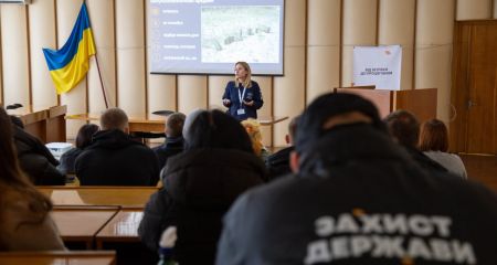 У Дніпрі студентів і...