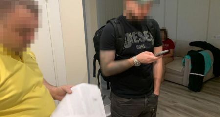 У Дніпрі чиновник мі...