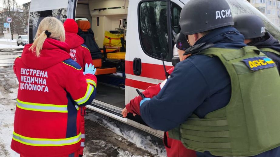 Россияне атаковали Никопольщину FPV-дронами: пострадали двое мужчин (ФОТО)