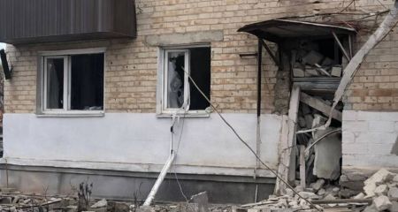 В течение 24 февраля россияне атаковали два района Днепропетровщины: пострадал человек (ФОТО)