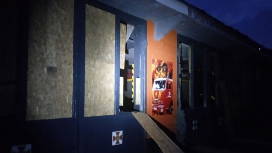 В Днепропетровской области россияне атаковали подразделение спасателей (ФОТО)