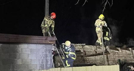 В Каменском пламя ох...