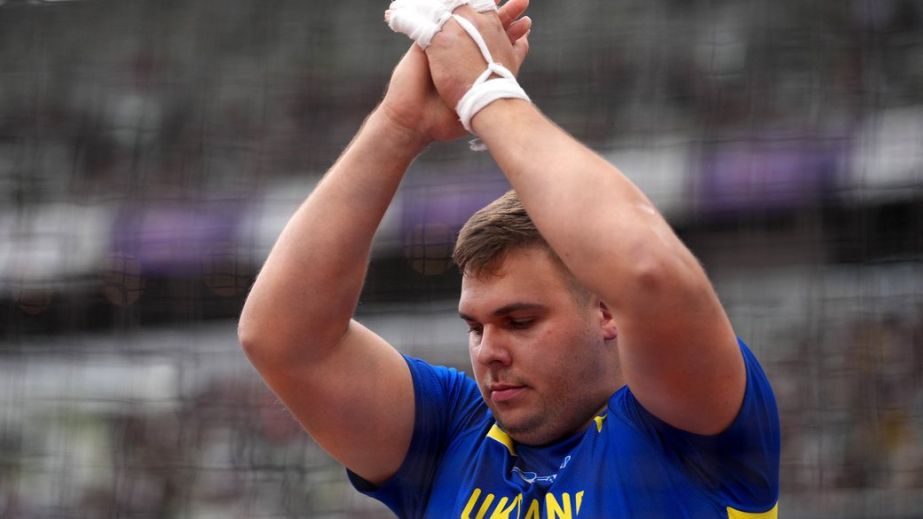 Украинский молотобоец Михаил Кохан завоевал "серебро" на турнире в Польше в последнем старте сезона