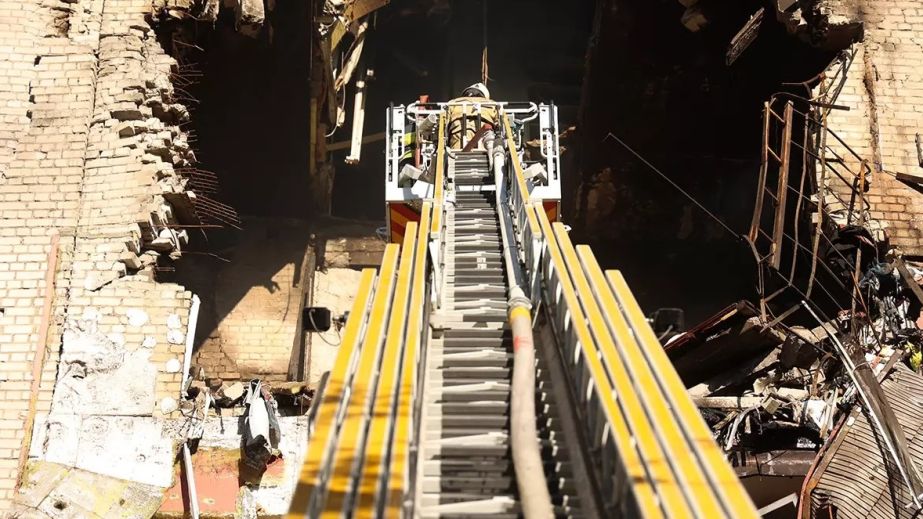 Троє загиблих та 10 постраждалих: у Дніпрі завершили пошуково-рятувальні роботи (ФОТО)