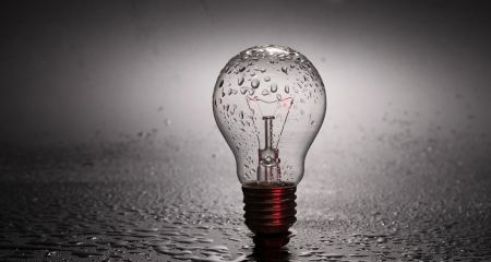 Через ворожий удар по енергетиці 9000 мешканців Криворіжжя залишилися без світла на невідомий термін