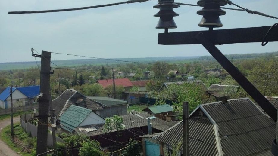 На Днепропетровщине энергетики вернули свет в дома 50 тысяч жителей области