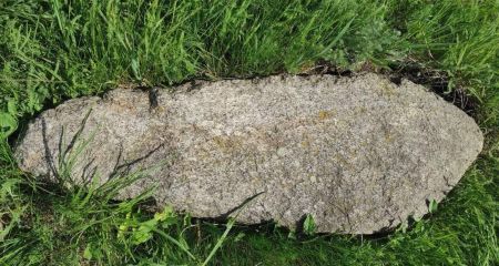 На Дніпропетровщині виявили кам’яну стелу віком понад 3 тисячі років