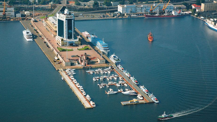 Фірму з Дніпра підозрюють в участі в шахрайських схемах під час будівництва причалу в Одесі, - ЗМІ