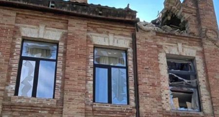 Полиция Днепропетровщины показала последствия вражеских ударов по Никопольскому району