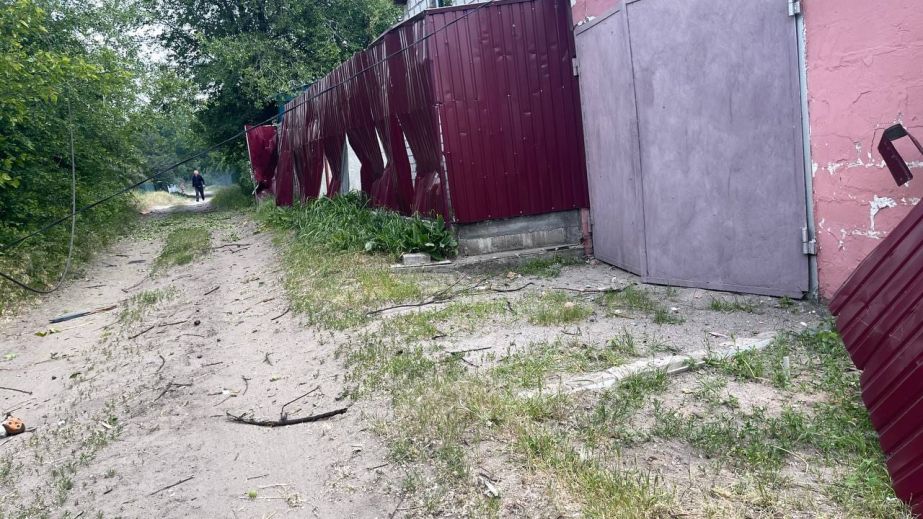 В Днепре из-за ракетного удара досталось приюту для животных