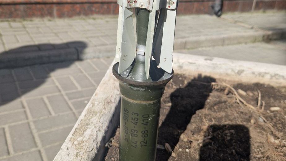 Гранаты у труб и боеприпасы: Патрульные показали, что находят жители Днепра и области