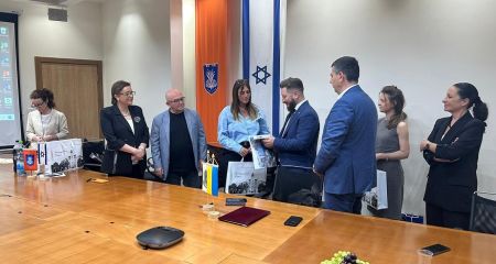 Днепр заключил Меморандум о дружбе с израильским городом Нетания