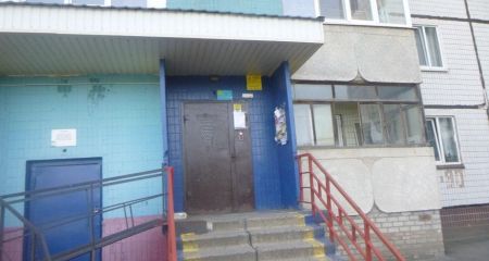 На Дніпропетровщині жінка отримала від сина удар сокирою і вижила