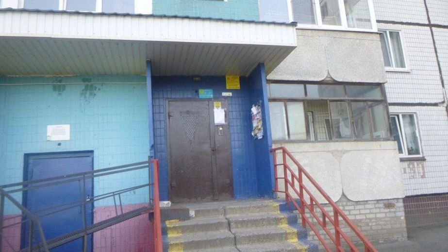На Дніпропетровщині жінка отримала від сина удар сокирою і вижила