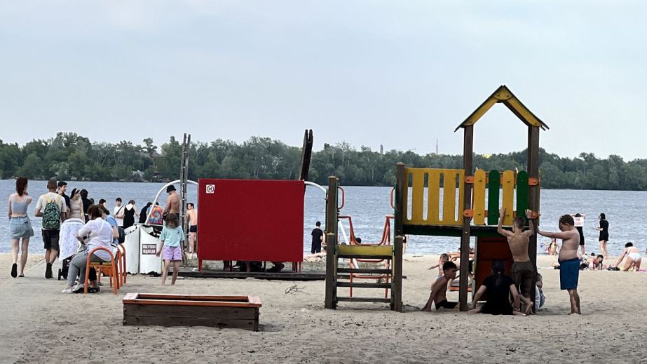 Как в Днепре родители планируют летом отдыхать с детьми