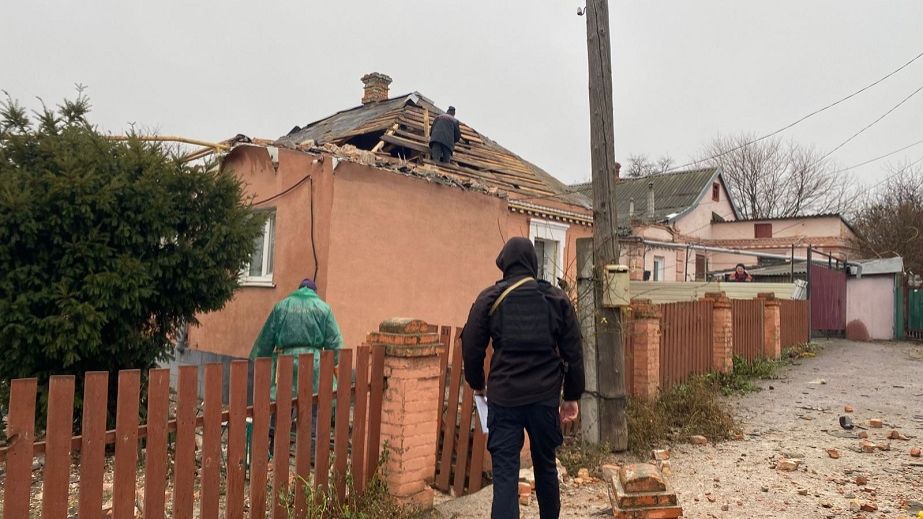 В полиции показали последствия очередного обстрела Днепропетровщины (ФОТО)