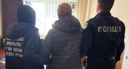 Делали "больными ВИЧ": в Днепре врачи ВЛК предоставляли мужчинам "услугу" по снятию с военного учета (ФОТО)
