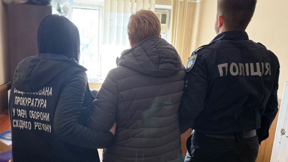 Робили "хворими на ВІЛ": у Дніпрі лікарі ВЛК надавали чоловікам "послугу" зі зняття з військового обліку (ФОТО)