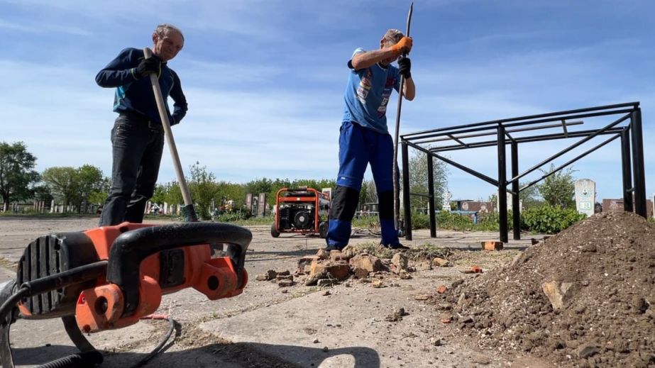 У селищі на Нікопольщині облаштовують спеціальне місце для відспівування військових і цивільних (ФОТО)