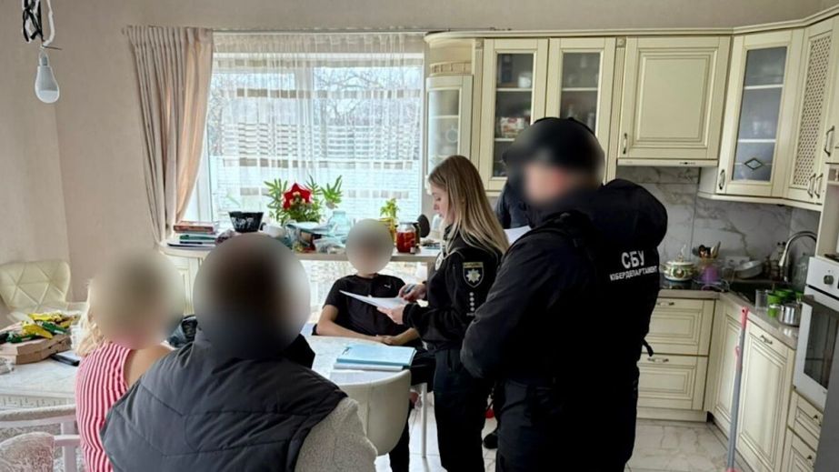 В Днепре врач за 10 тысяч долларов обещала решить вопрос непригодности к военной службе (ФОТО)