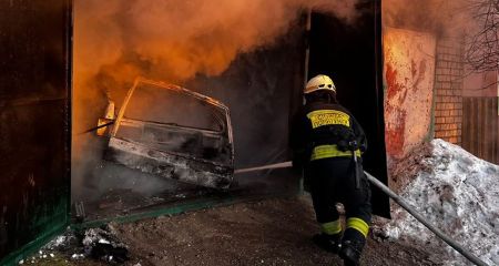 У Дніпрі вщент згорі...