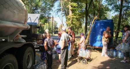 Авария на водопроводе и безводье в Марганце: что известно о ликвидации кризиса и когда появится вода (ФОТО)