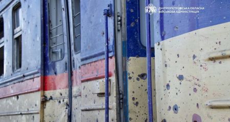 Удар по вокзалу в Днепре 29 октября: количество погибших возросло до 14 человек, среди тяжелораненых &mdash; ребенок (ФОТО)