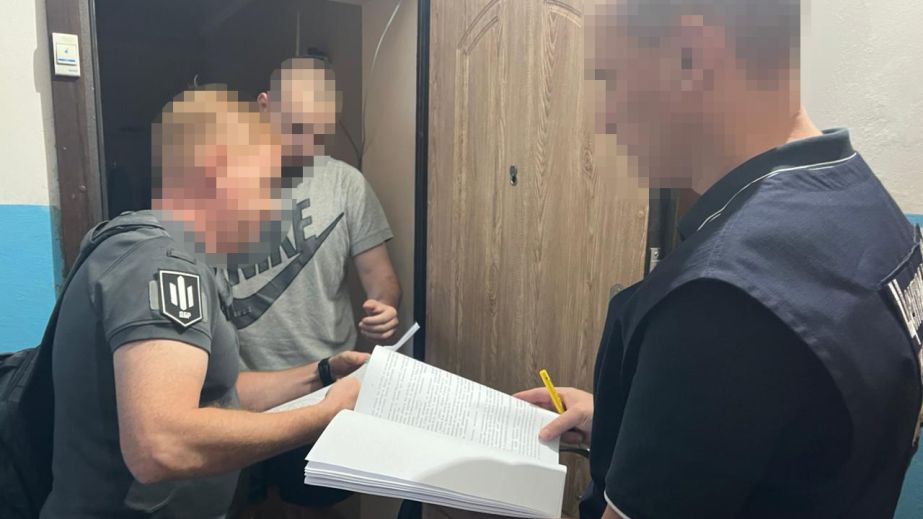 Перед судом постане експоліцейський з Дніпра, який організував два підпільні казино (ФОТО)