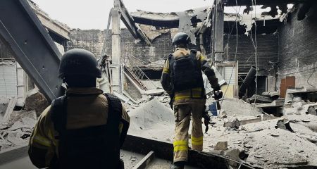 Спасатели показали последствия вражеской атаки на Днепропетровщину (ФОТО)