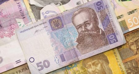 У Дніпрі чоловік намагався розрахуватися фальшивими купюрами (ФОТО)