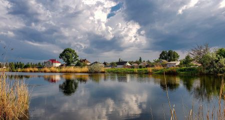В Днепре у детей появилась сыпь после купания в озере Куряче (ФОТО)