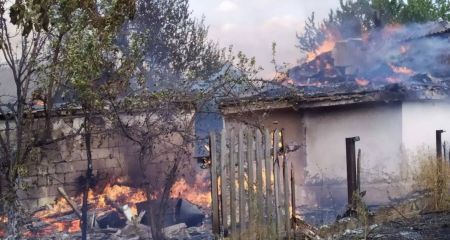 В Днепропетровской области огонь с полей перекинулся на жилые дома (ФОТО)