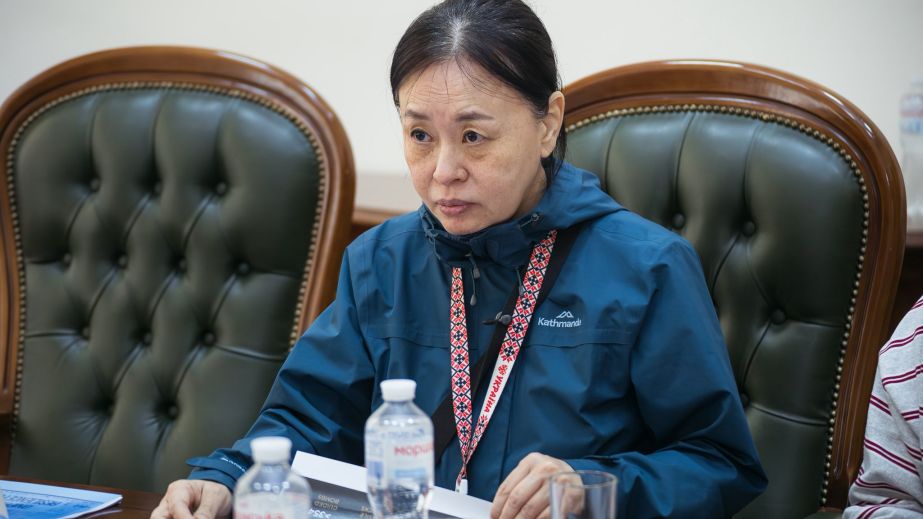 Телевізійники Південної Кореї знімуть документальний фільм про прифронтову Дніпропетровщину (ФОТО)