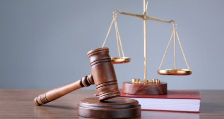 У Дніпрі перед судом...