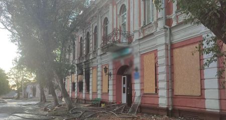 Поліція показала наслідки ворожих ударів по двох районах Дніпропетровщини