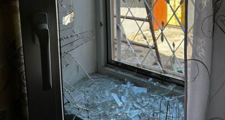Разрушенные стены и потрощенные крыши: в полиции показали последствия вражеских атак на Днепропетровщину за минувшие сутки (ФОТО)