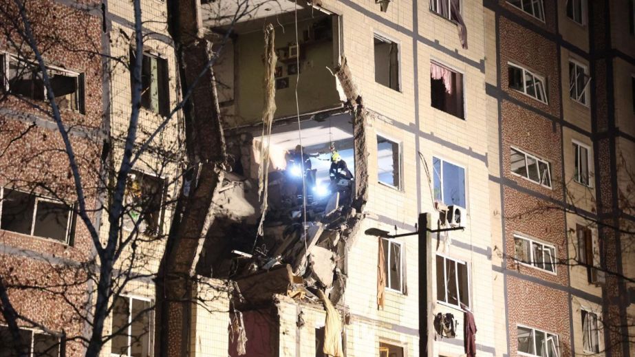 Россияне массированно атаковали Днепр и область: есть разрушения и погибшая (ФОТО)