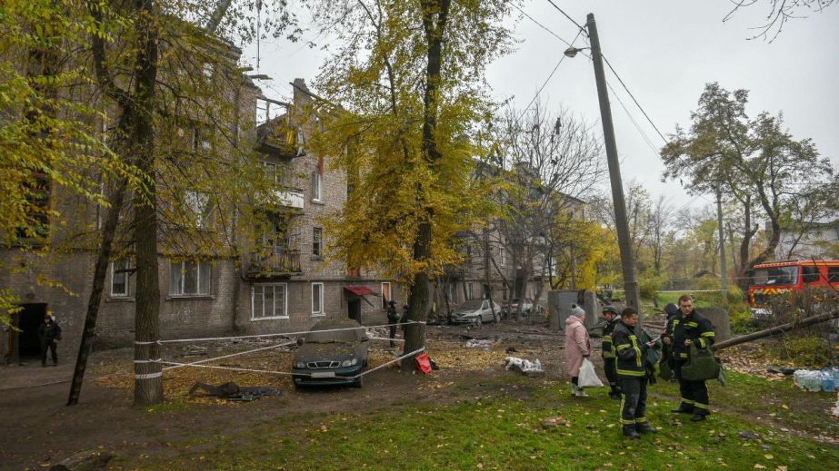 У Кам'янському мародери винесли майно з пошкоджених внаслідок удару БпЛА квартир (ФОТО)